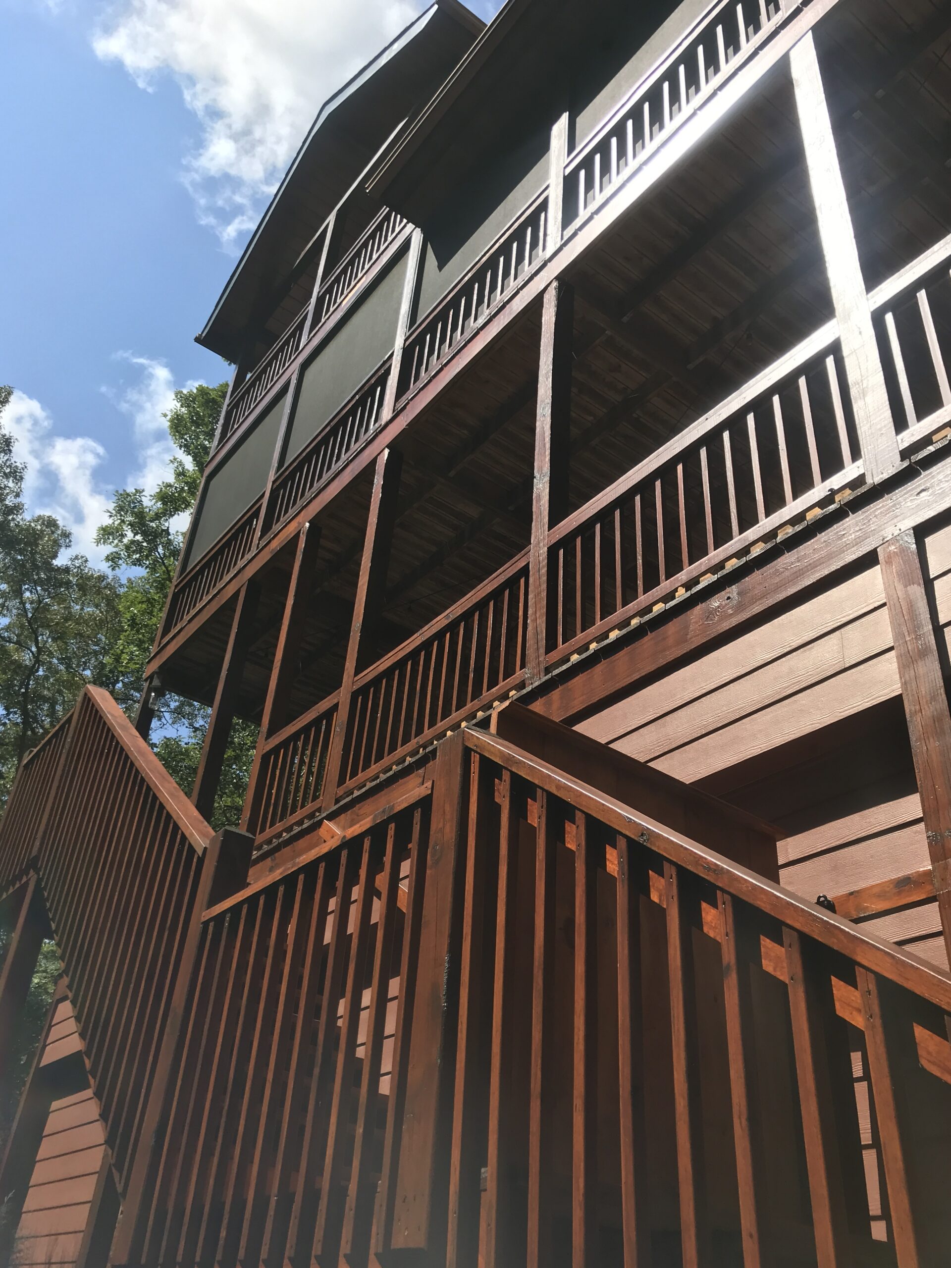 North Georgia Mountains Homes Hiawatha Trail Log Cabin exterior