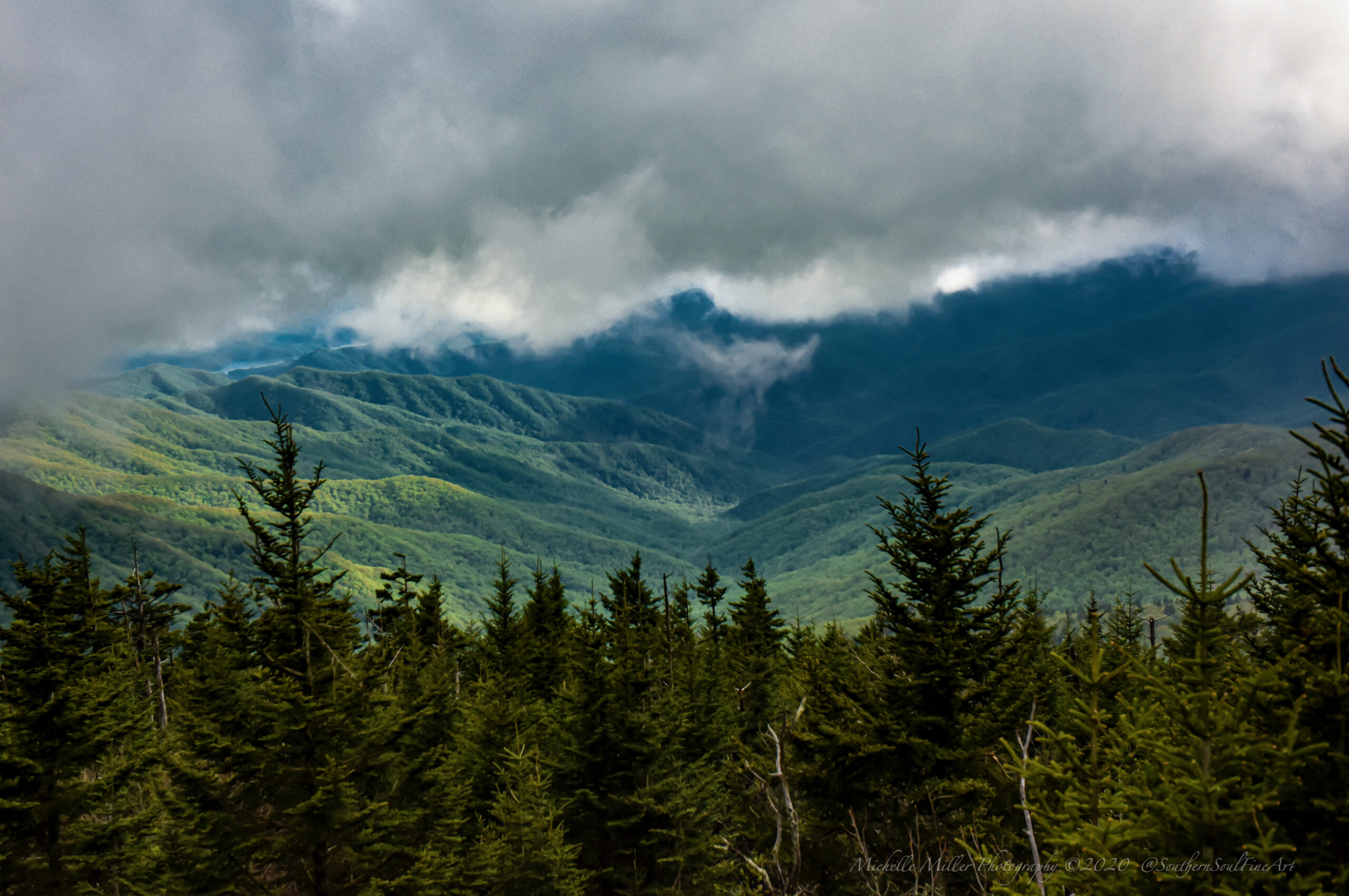 Mountain Hiking Views Scenic Routes